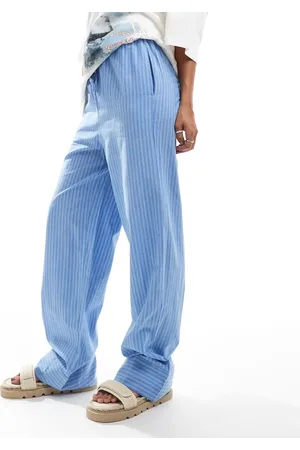 VERO MODA Pantalones azules a rayas de pernera ancha con lazada en la cintura de (parte de un conjunto)