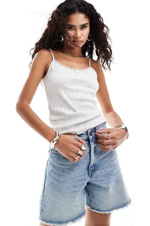 Monki Top gris claro melange de tirantes de pointelle con ribete de encaje de