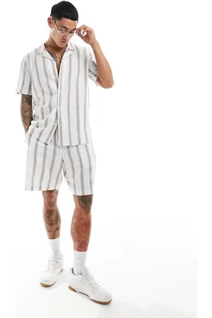 New Look Camisa blanca a rayas de manga corta de mezcla de lino de