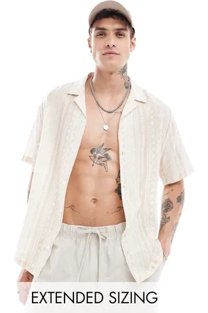 ASOS Camisa beis holgada con cuello de solapas y patrón de rayas de -Beis neutro