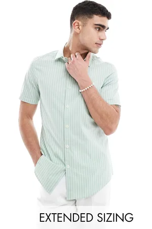 ASOS Camisa de oficina y blanca a rayas de corte slim de
