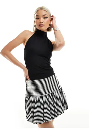 Weekday Top con cuello halter subido Shyla de