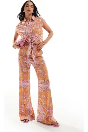 MANGO Pantalones rosas con estampado de cachemir de (parte de un conjunto)