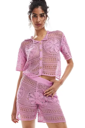 MANGO Pantalones cortos rosas de croché de (parte de un conjunto)