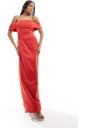 ANAYA Vestido largo rojo con escote Bardot de satén de