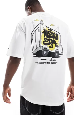 New Era Camiseta blanca con estampado gráfico estilo espray de