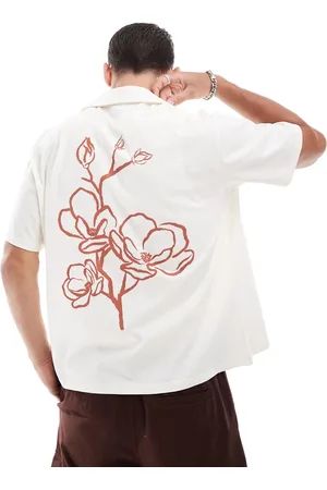 JACK & JONES Camisa color crudo extragrande con estampado floral posicional de punto de -Blanco