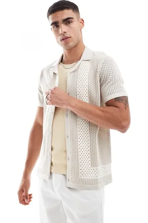 Hollister Camisa blanca y color piedra abotonada de manga corta con patrón calado de -Beis neutro