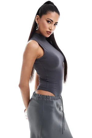 Simmi London Body ajustado con cuello alto de SIMMI-Beis neutro