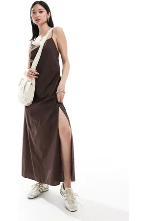 Monki Vestido largo de tirantes con espalda al aire y abertura en la falda de