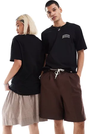 Dickies Camiseta negra y morada con logo en la parte izquierda del pecho Aitken de
