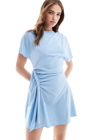 ASOS Vestido corto con sisas caídas y detalle retorcido de