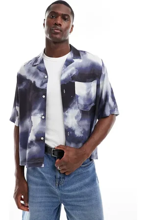 ASOS Camisa marino de corte cuadrado holgado con estampado de nubes y cuello de solapas de