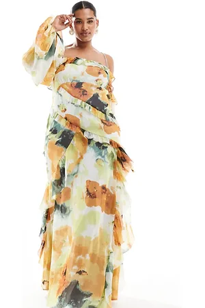 ASOS Vestido largo de tirantes con hombros descubiertos, volantes y estampado de ASOS DESIGN Curve-Multicolor