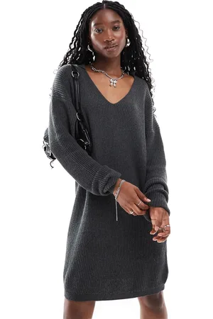 Glamorous Vestido jaspeado extragrande estilo jersey con detalle de solapas de punto de