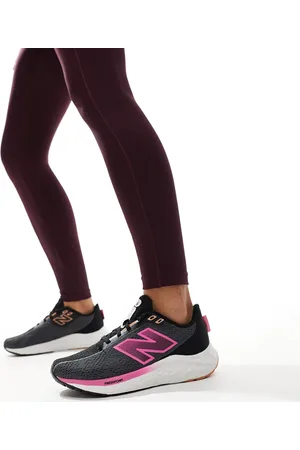 New Balance Zapatillas de deporte negras para correr Arishi de