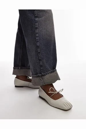 Topshop Bailarinas de cuero con puntera plisada Bridget de