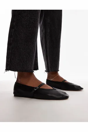 Topshop Bailarinas negras con detalle de pico de cuero Babette de