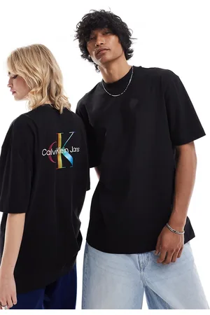 Calvin Klein Camiseta negra unisex extragrande con estampado en la espalda Pride de