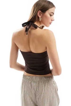 Threadbare Top chocolate con cuello halter de