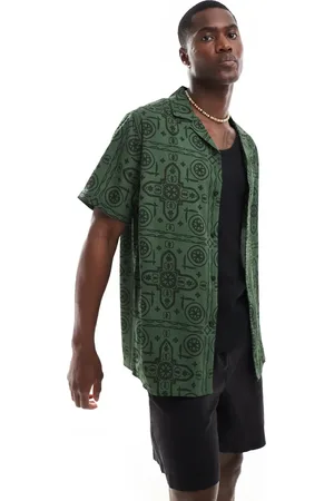ASOS Camisa holgada con cuello de solapas y estampado de mosaico de