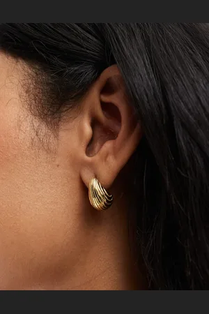 ASOS Pendientes de botón dorados con diseño estriado efecto fundido de acero inoxidable resistente al agua de