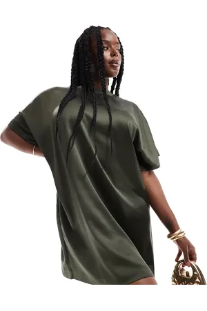 ASOS Vestido corto estilo camiseta extragrande de satén de ASOS DESIGN Curve-Verde