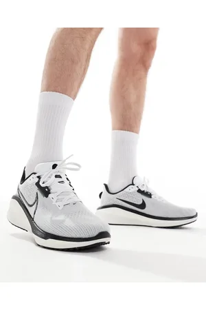 Nike Zapatillas de deporte blancas y negras Vomero 17 de