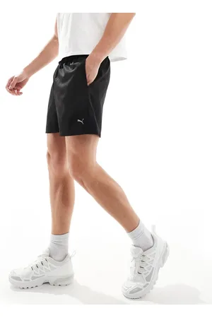 PUMA Pantalones cortos de 5" negros de Performance