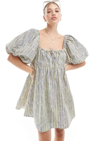 ASOS Vestido corto amarillo a rayas amplio con mangas abullonadas de -Multicolor
