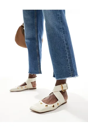 ASOS Bailarinas hueso de cuero con tachuelas premium Level de