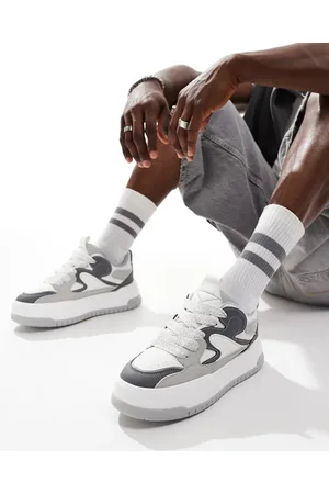 ASOS Zapatillas deportivas grises y blancas con suela gruesa de