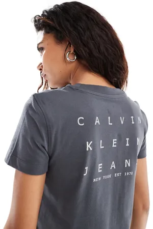 Calvin Klein Camiseta negro lavado con diseño encogido y estampado trasero de
