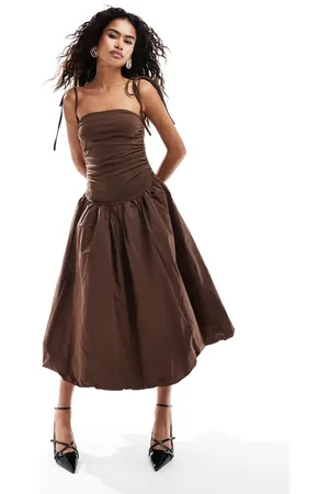 Amy Lynn Vestido midi marrón con tirantes anudados Alexa de