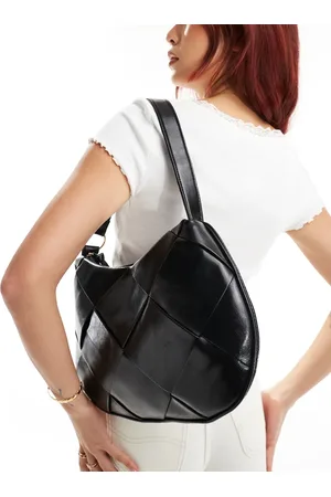 Glamorous Bolso de hombro acharolado con diseño entretejido de