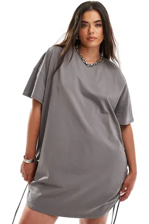 In The Style Vestido corto estilo camiseta extragrande con laterales fruncidos con lazadas exclusivo de -Negro