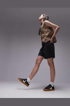 Veja Zapatillas de deporte negras con suela de goma Recife de