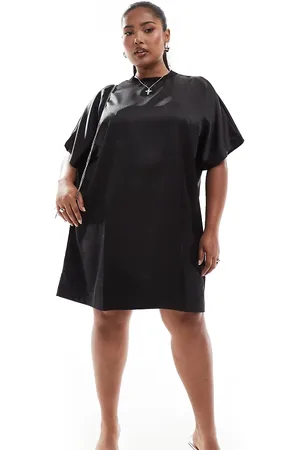 ASOS Vestido corto estilo camiseta extragrande de satén de ASOS DESIGN Curve