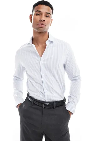 ASOS Camisa blanca y azul a rayas de corte slim con cuello italiano de