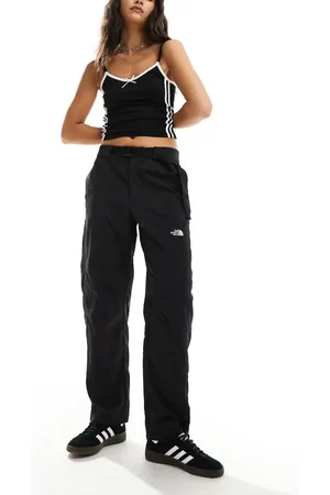 The North Face Pantalones negros de corte suelto con cinturón Abukuma de
