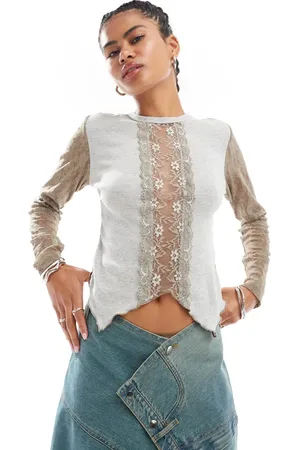 Basic Pleasure Mode Top gris y caqui de manga larga con inserto de encaje Relic de