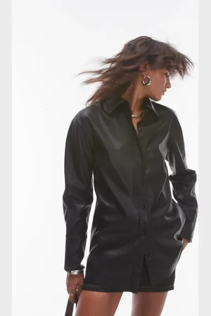 Topshop Camisa negra extragrande de cuero sintético de
