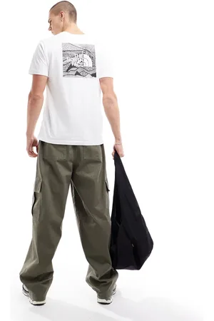 The North Face Camiseta blanca con estampado trasero Redbox Celebration de