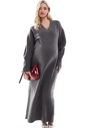 ASOS Vestido semilargo con cuello de pico de punto de ASOS DESIGN Maternity