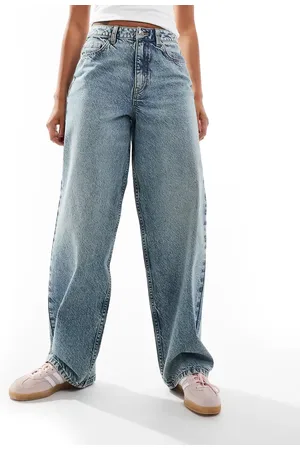 Miss Selfridge Vaqueros azules holgados con lavado medio de