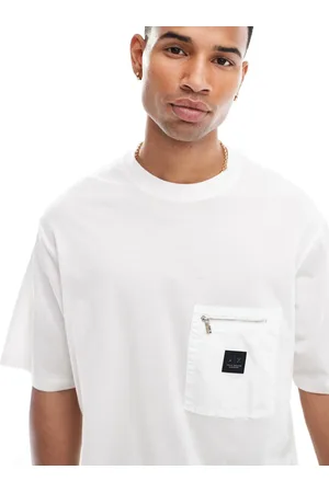 Armani Exchange Camiseta con detalle de bolsillo con cremallera de