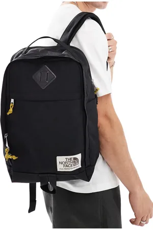 The North Face Mochila negra con cremalleras en contraste Berkeley de