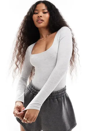 Miss Selfridge Body gris jaspeado de manga larga con escote cuadrado de