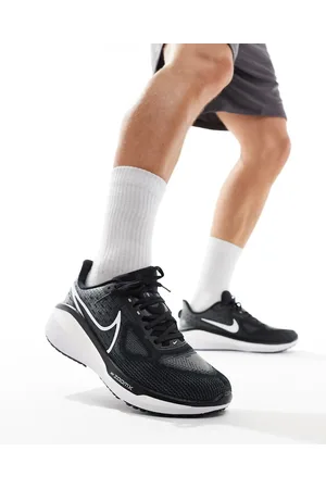 Nike Zapatillas de deporte negras y blancas Vomero 17 de