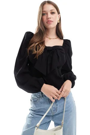Pretty Lavish Top con lazo extragrande de